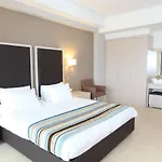 Levante Beach 5*