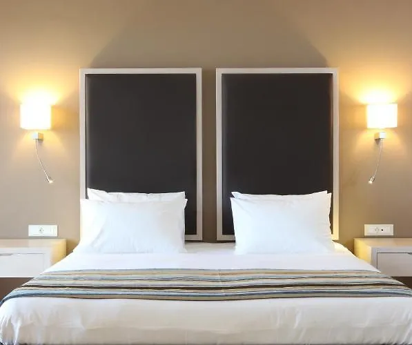 Levante Beach Hotel Afandu