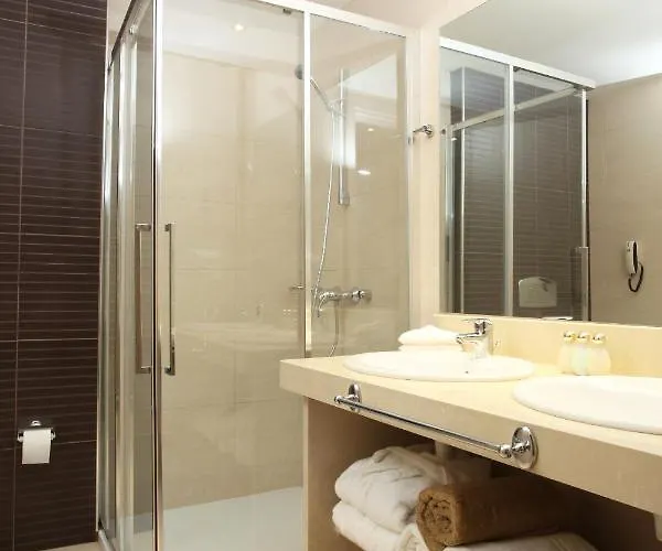 Hotel Levante Beach 5*